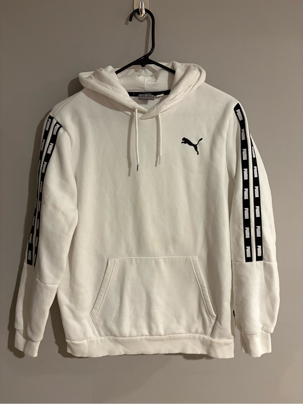 PUMA White Logo Tape Hoodie Women’s M Black Sleeve Logo Pullover